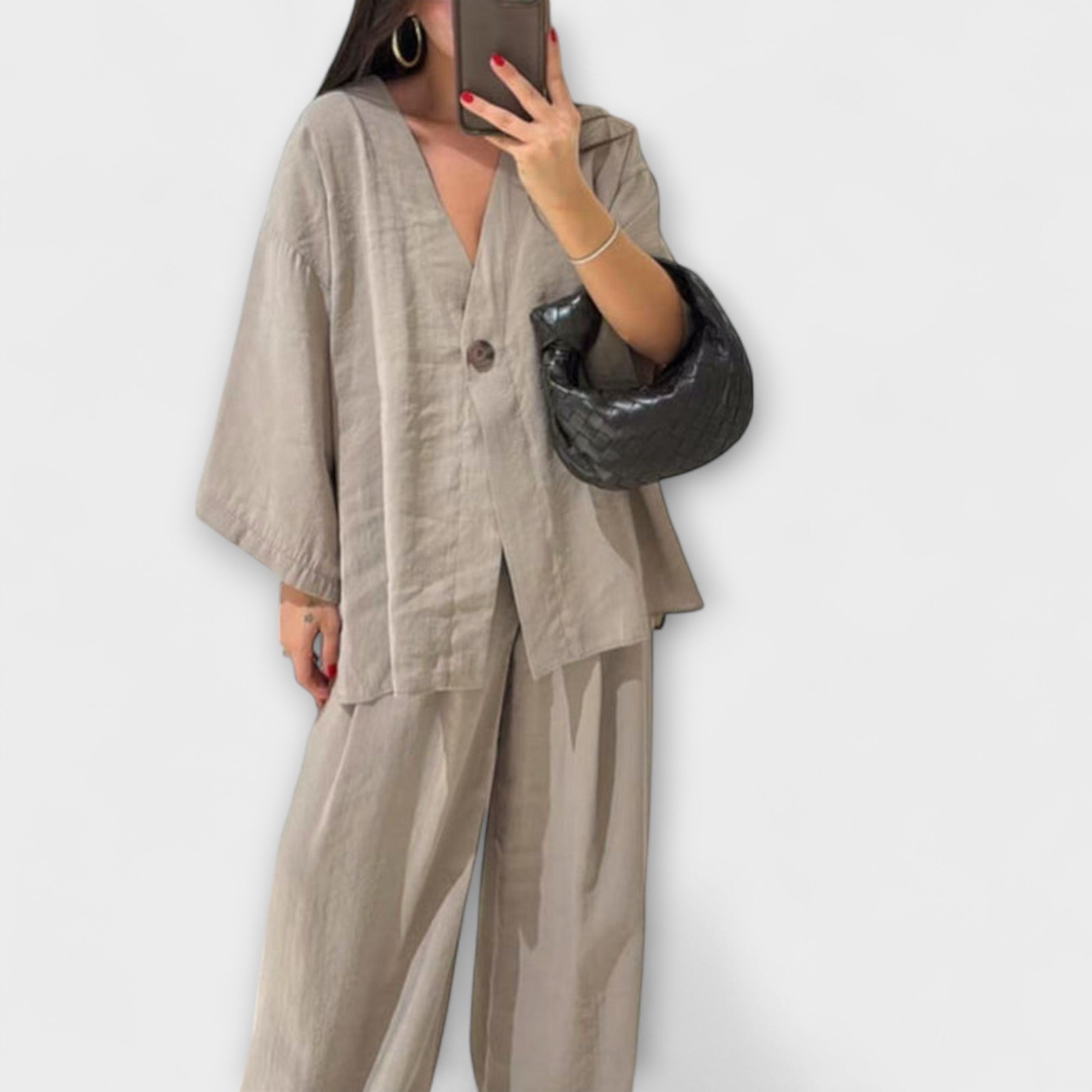 Jacqueline - Casual V-Neck Top and Pants Duo