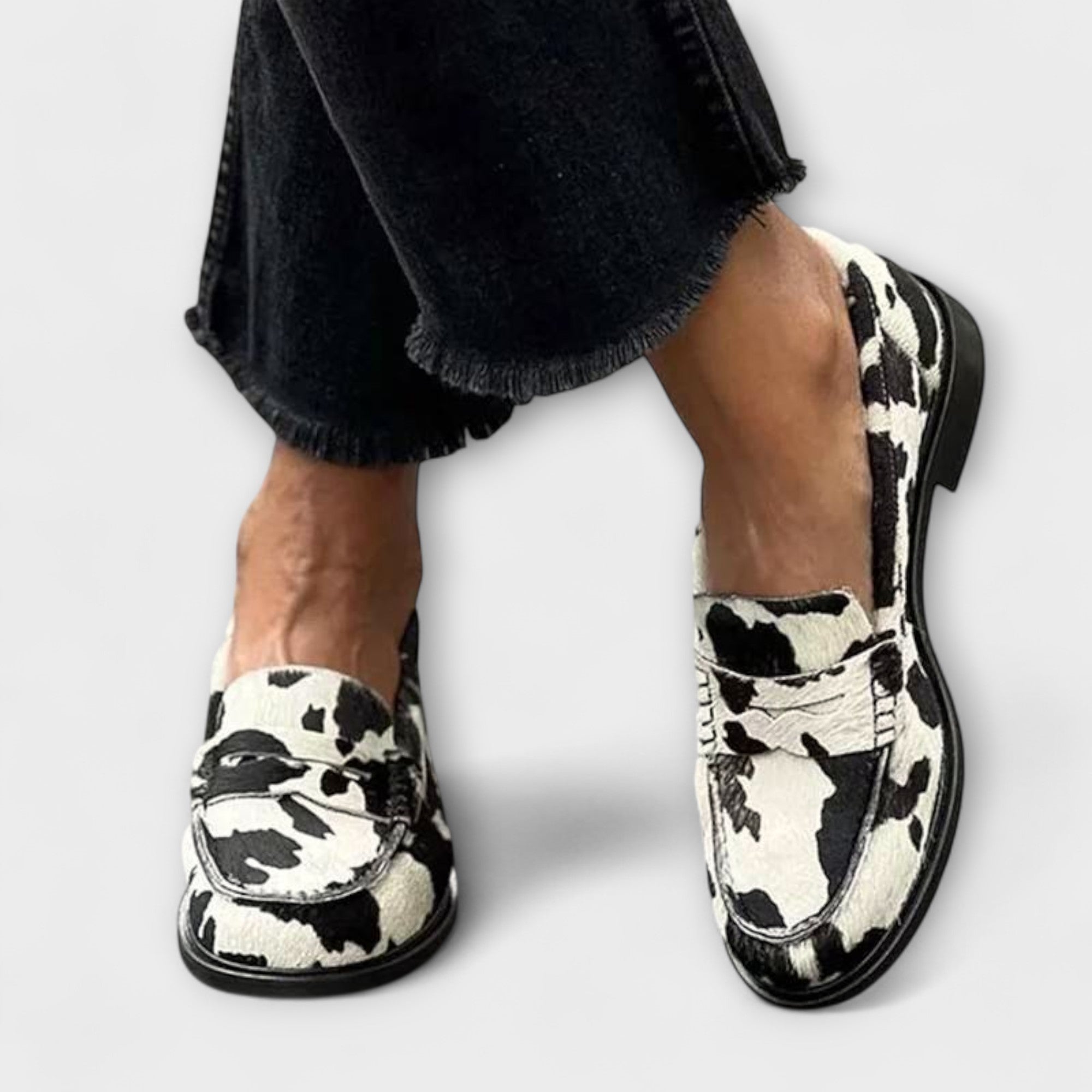 Victoria - Statement Slippers