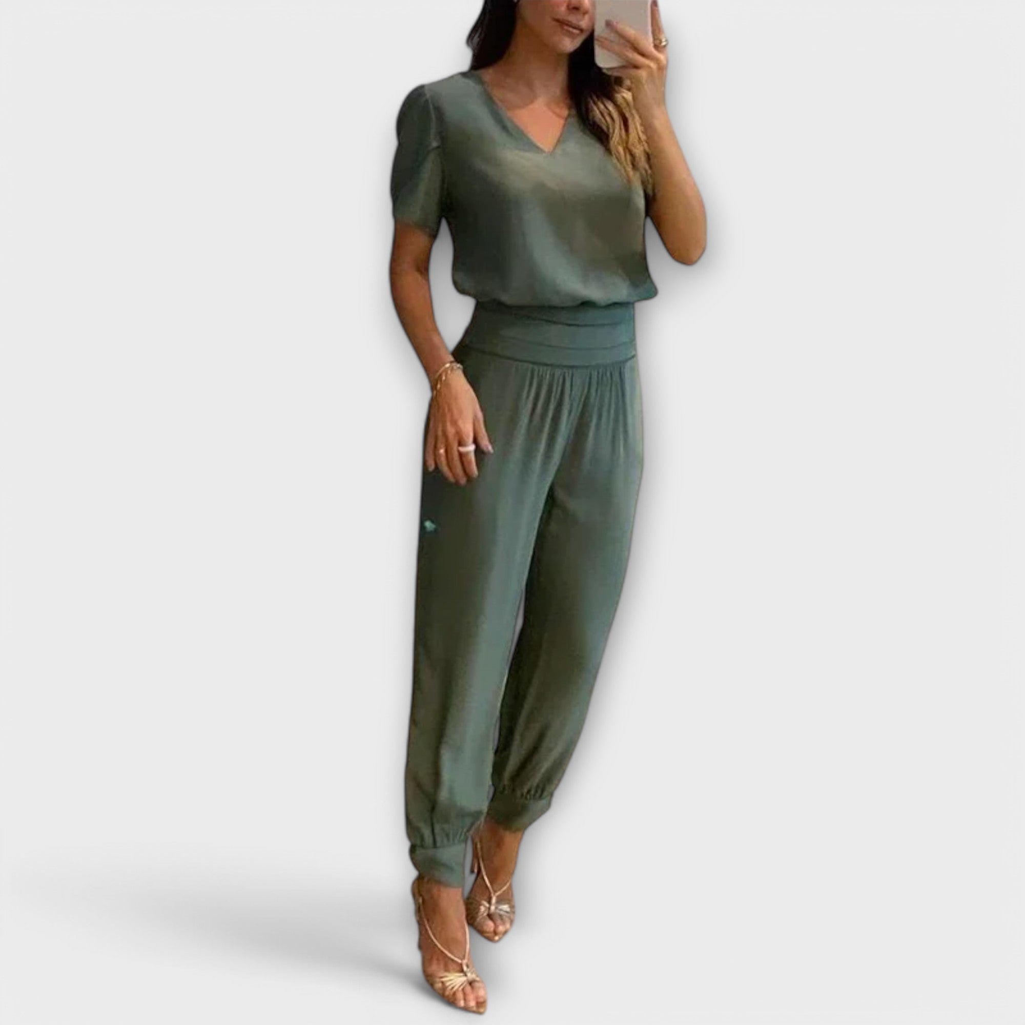 Irmelin – Elegant Set with Top and Pants